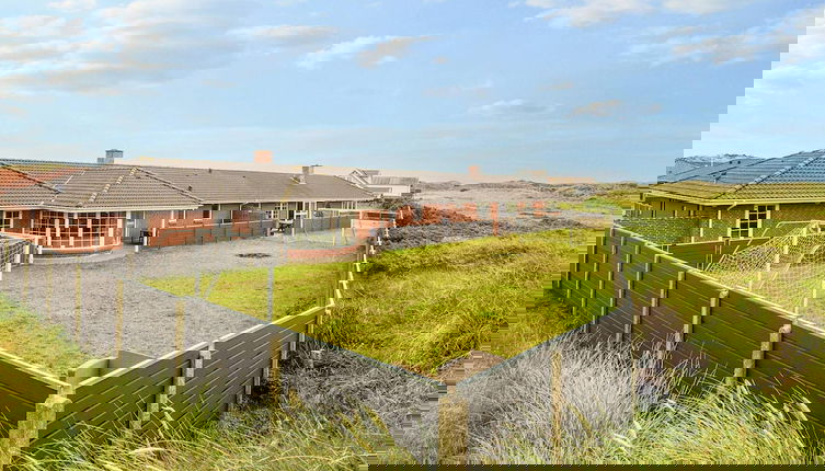 Foto 1 - 16 Person Holiday Home in Hvide Sande