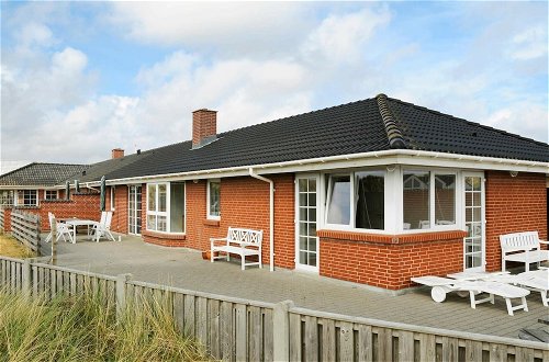 Photo 1 - 16 Person Holiday Home in Hvide Sande