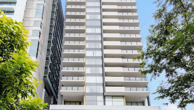 Photo 1 - Oaks Brisbane on Margaret Suites