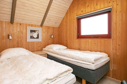 Photo 13 - 6 Person Holiday Home in Hvide Sande