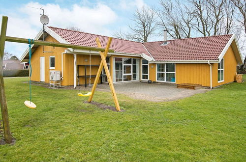 Photo 1 - 12 Person Holiday Home in Nordborg