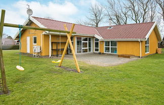 Foto 1 - 12 Person Holiday Home in Nordborg