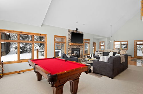 Photo 23 - MODERN 4,500 sqft Ski Chalet: 5 Br + 6 Ba | Pool Table | Pool + PRIVATE Hot Tub