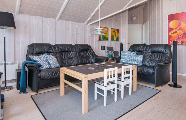 6 Person Holiday Home in Bjert - Photo 11