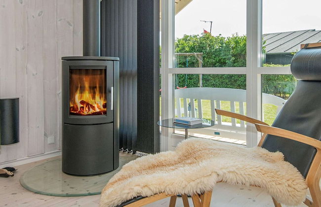 6 Person Holiday Home in Bjert - Photo 6