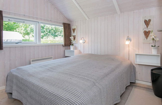 6 Person Holiday Home in Bjert - Photo 9