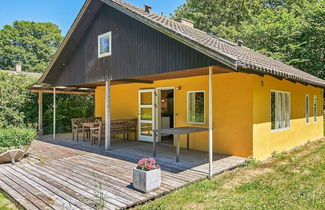 Foto 1 - 6 Person Holiday Home in Aakirkeby