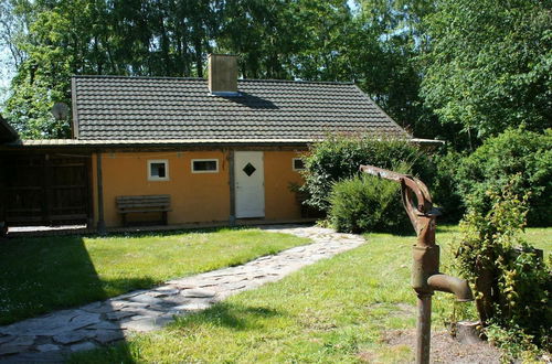 Foto 16 - 6 Person Holiday Home in Aakirkeby