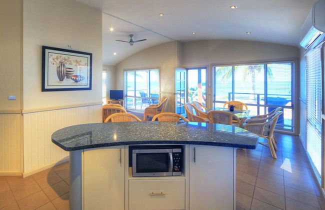 Tasman Holiday Parks - Rollingstone - Foto 13