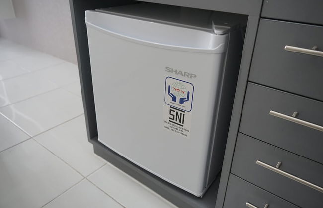 Elegant with Brand New at Studio Emerald Bintaro Apartment - Foto 6