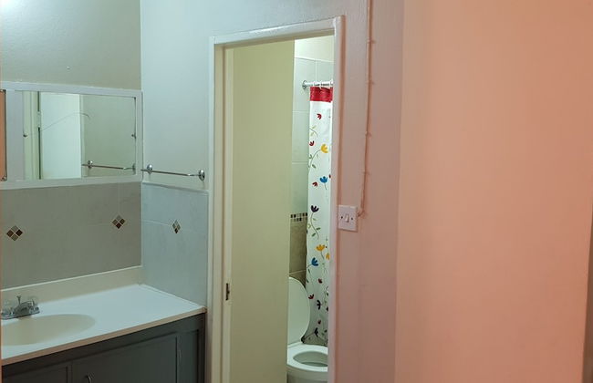 Comfortable Suite 1 - Photo 7