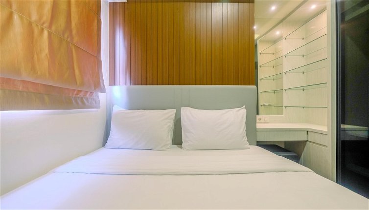 Foto 1 - New Furnished and Minimalist 2BR + 1 Office Room at Meikarta Apartment