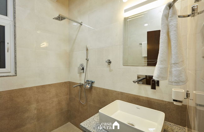 Jhamel Apartments 2 by Casa Deyra - Foto 17