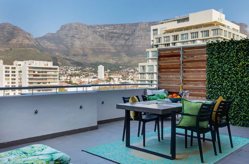 Foto 1 - Luxury Table Mountain Balcony Apartment