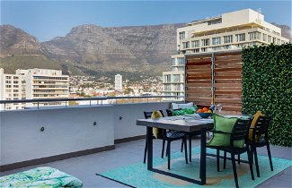Foto 1 - Luxury Table Mountain Balcony Apartment