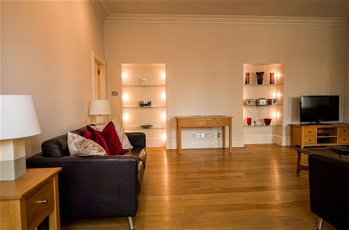 Photo 12 - Centrally Located 1-bed Apartment in Inverness