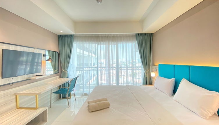 Photo 1 - Modern and Spacious Studio Room at Green Kosambi Apartment