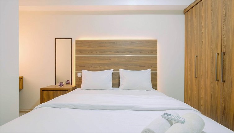 Photo 1 - Modern and Comfortable 2BR Springlake Summarecon Bekasi Apartment