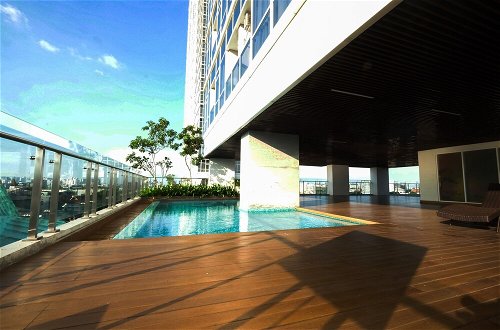 Foto 16 - Stunning and Comfy Studio at Menteng Park Apartment