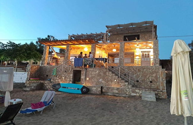 Maritinas Stone House On The Beach - Foto 1