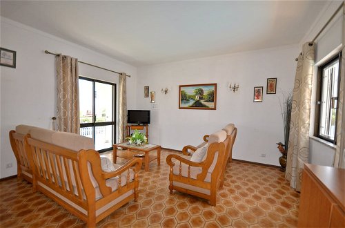 Photo 6 - Spacious 4 Bedroom Villa Located in its own Grounds, With Private Pool and Bbq