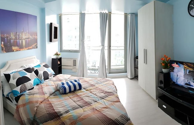 Azure Luxury Beach Suites by VacationsPH - Photo 14