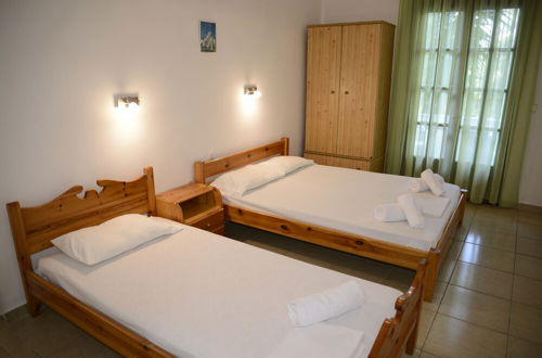 Photo 2 - Corfu Room Apartments