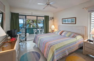 Foto 2 - Colony Cove Beach Resort by Antilles Resorts