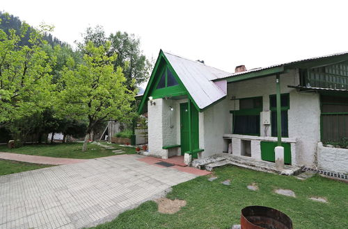 Photo 15 - OYO 14300 Home Pleasant 3BHK Mount View Cottage, Prini