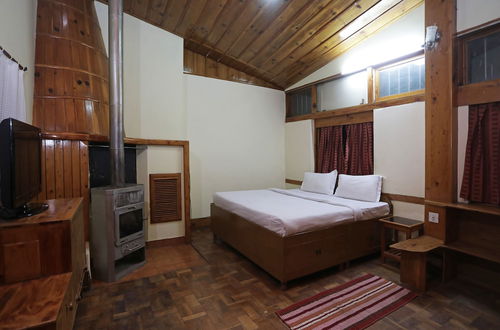 Photo 1 - OYO 14300 Home Pleasant 3BHK Mount View Cottage, Prini