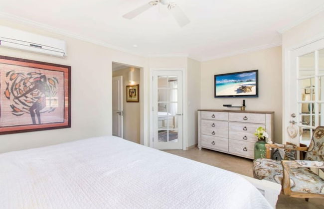 Sapphire Beach Condominiums by Blue Sky Luxury - Foto 5