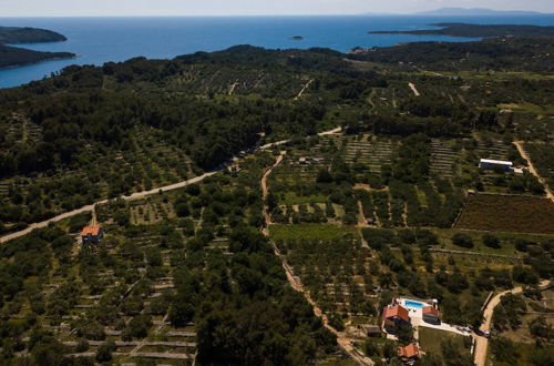 Photo 53 - Villa With the Pool Near Vela Luka