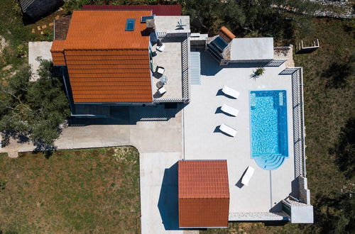 Photo 59 - Villa With the Pool Near Vela Luka