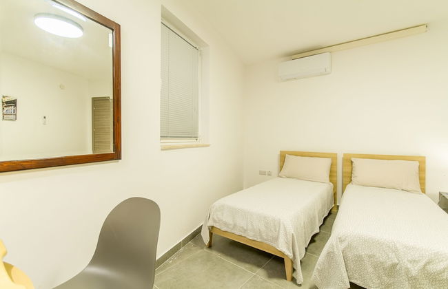 Gzira Central Bright & Modern 2bdr Apt - Foto 7