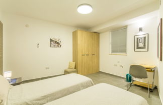 Photo 3 - Gzira Central Bright & Modern 2bdr Apt