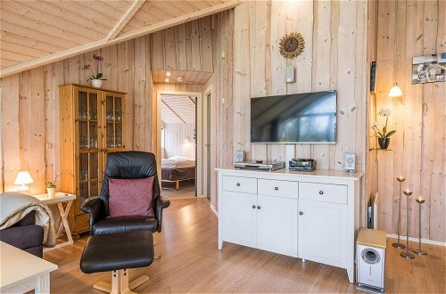 Photo 15 - 7 Person Holiday Home in Oksbol