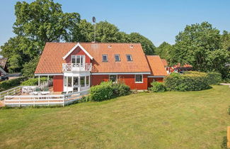 Photo 1 - 8 Person Holiday Home in Haderslev-by Traum