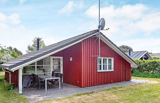 Photo 1 - 8 Person Holiday Home in Vestervig