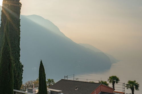 Photo 25 - Lugano Blue Marine On Lake Shore