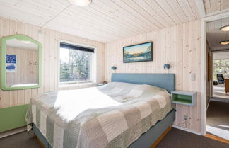 Photo 2 - 5 Person Holiday Home in Henne