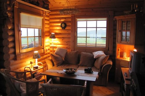 Photo 17 - Log Cabin at White River
