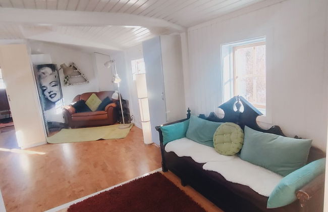 Charming 2-bed House at the Lake Close Gustavsfors - Foto 16
