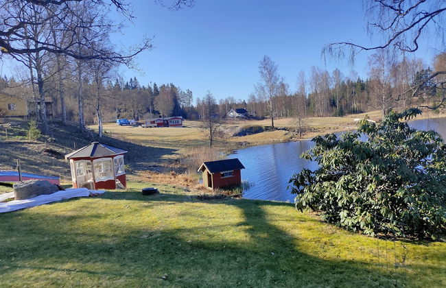 Charming 2-bed House at the Lake Close Gustavsfors - Foto 21