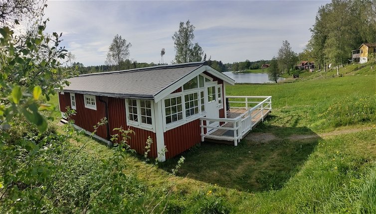 Foto 1 - Charming 2-bed House at the Lake Close Gustavsfors