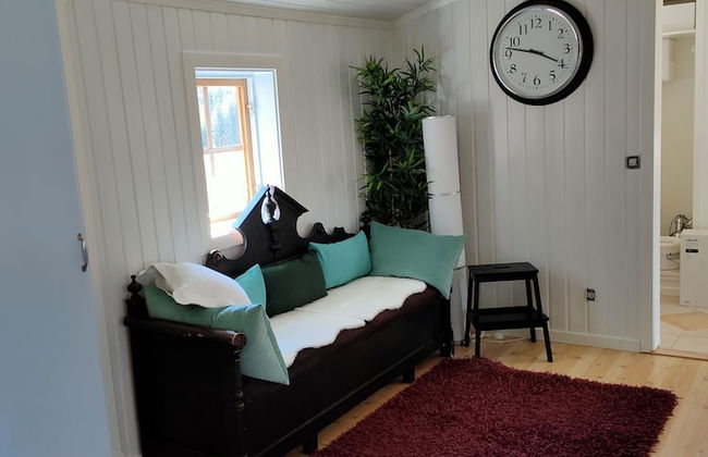 Charming 2-bed House at the Lake Close Gustavsfors - Foto 14