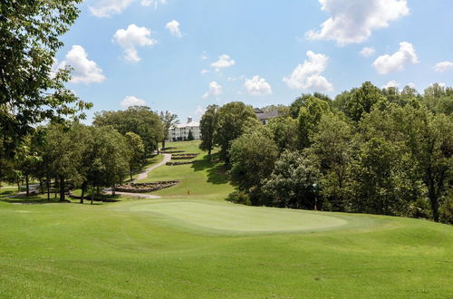 Photo 23 - Veltings Golf View Getaway - Holiday Hills Branson - Golf Resort - Outdoor Pools