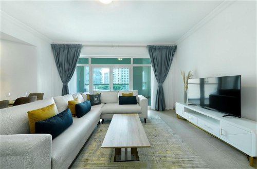 Photo 11 - Stylish Apt With Large Patio Close to the Beach
