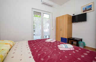 Photo 3 - Rab Oasis Retreat - 3 Bedroom Apartment