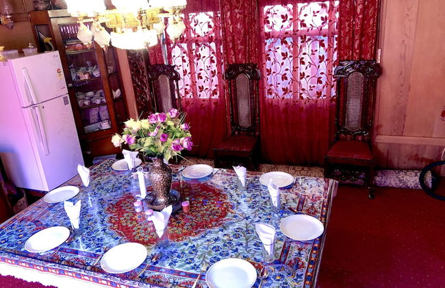 Lake Victoria Houseboat - Photo 2