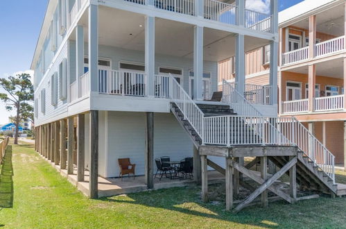 Foto 67 - Large Waterfront Duplex in Gulf Shores Pet Friend